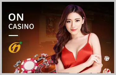 Sân bóng rổ với cầu thủ đang thực hiện cú úp rổ, có logo oa888