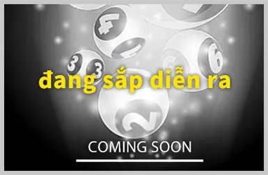 Sân quần vợt với một trận đấu đang diễn ra, có logo oa888